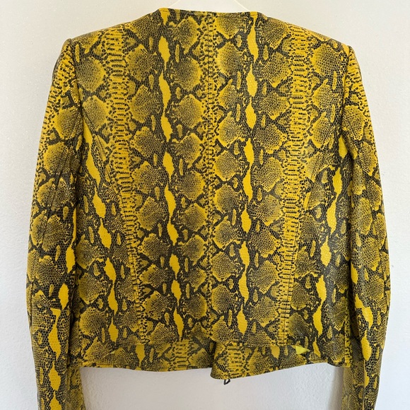 Alice & Olivia - Yellow Leather Snakeskin Jacket - Picture 15 of 16